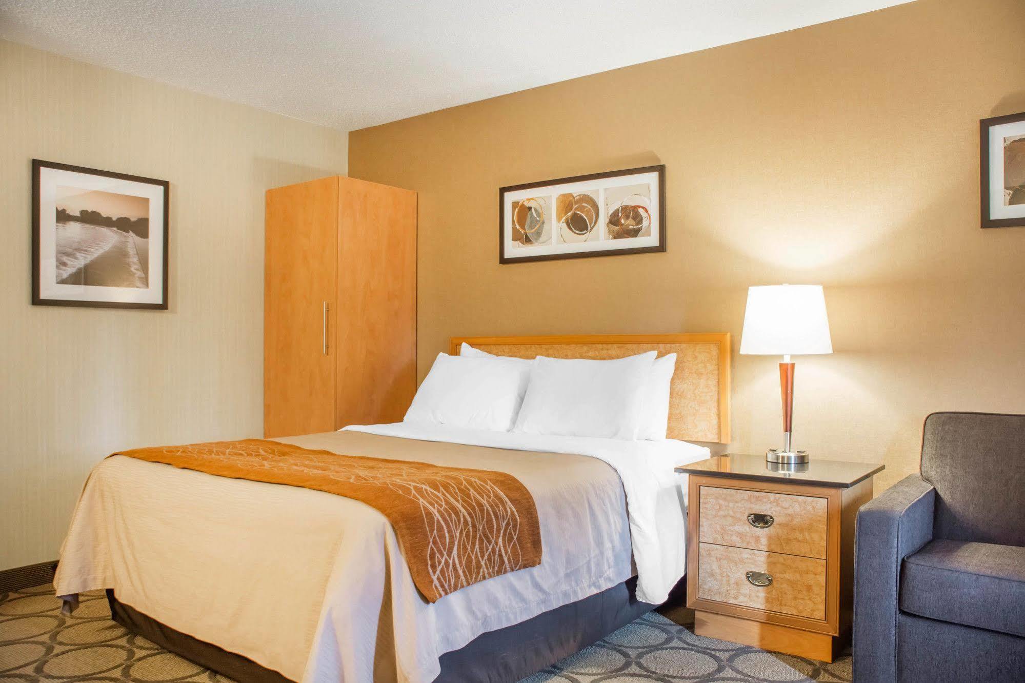 Comfort Inn Brantford Luaran gambar